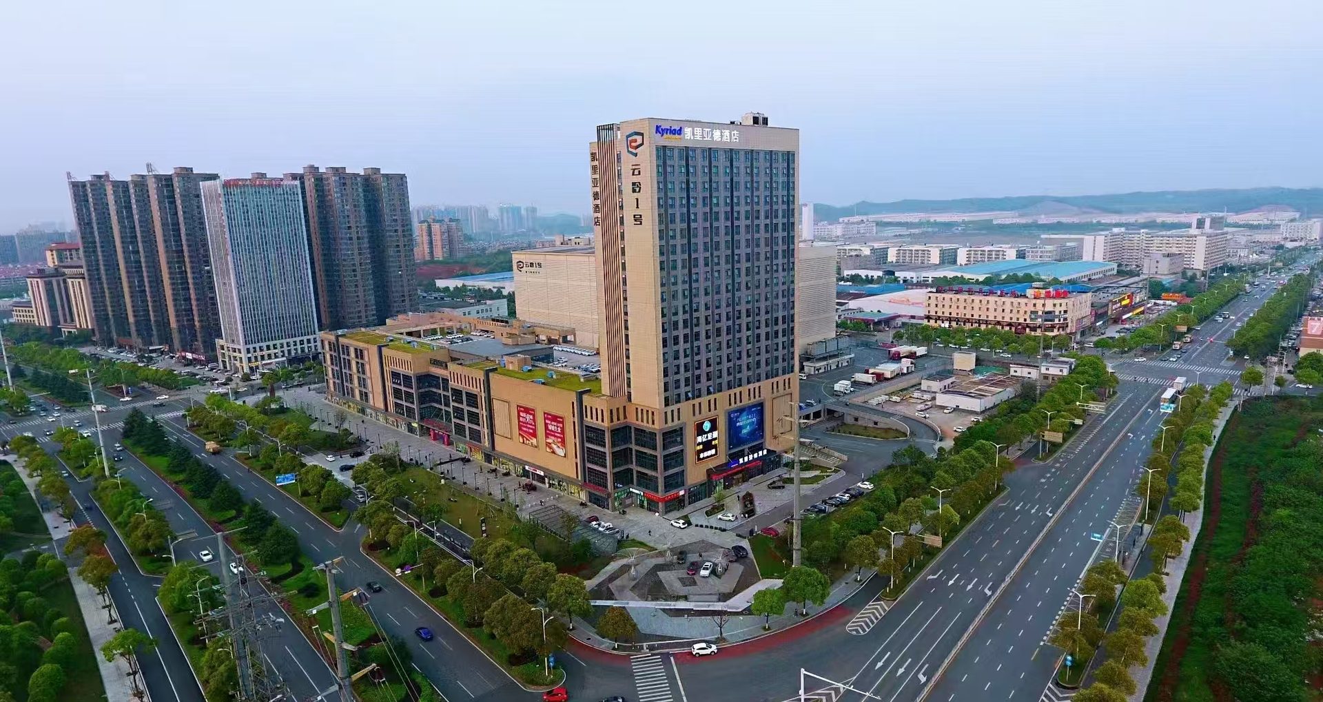 麦冠集团